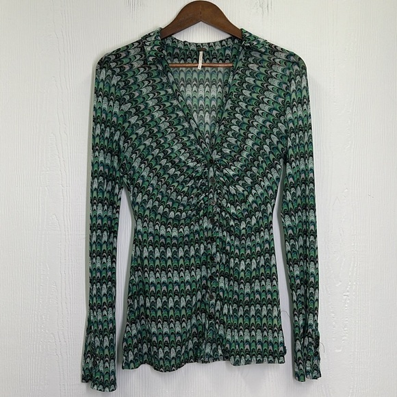 Free People - Green Fish Scale Button Down Ling Sleeve Sheer Blouse Size Small - Picture 9 of 11